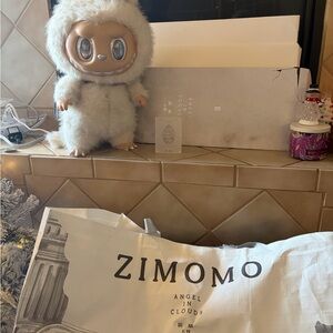 THE MONSTERS - ANGEL IN CLOUDS Labubu